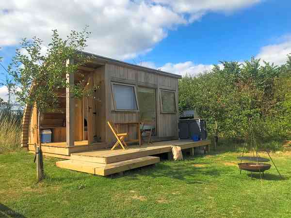 Cabin (adults only)