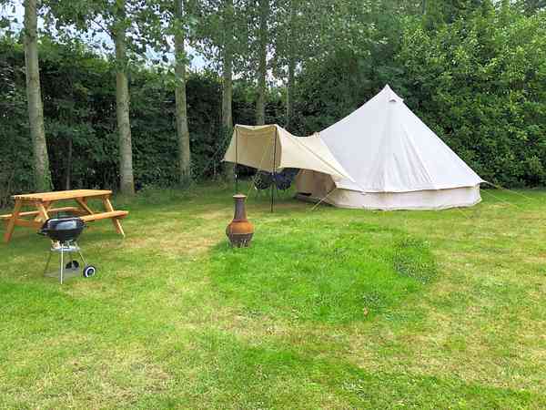 Tente cloche (animaux interdits)