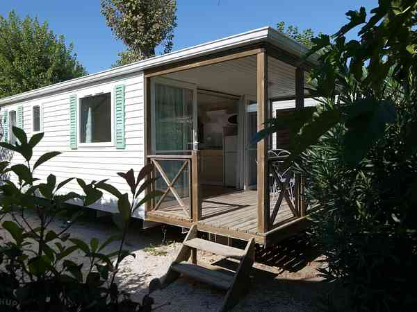 2 bedroom static caravan (sheltered balcony)