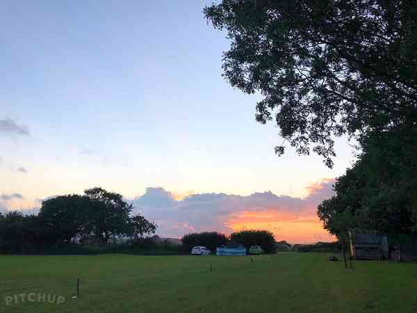 Non-electric grass tent pitch (couples only)