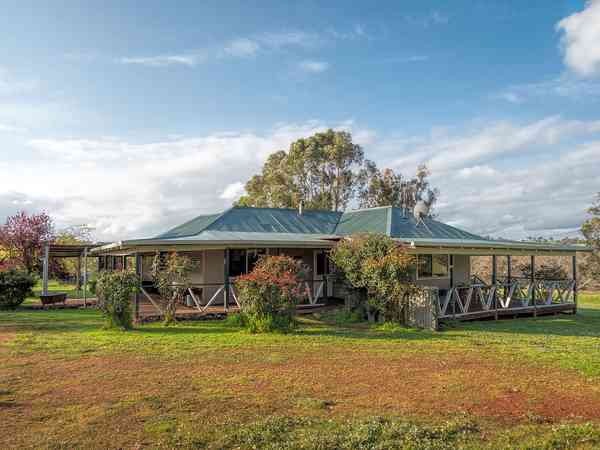 Frankland River Retreat 3 bedroom cottage / chalet / bungalow (family)