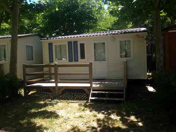 Prima 2 bedroom static caravan (no pets)