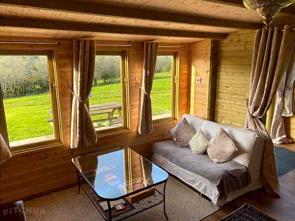 The Garden Room 1 bedroom lodge