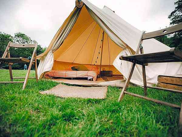 Tente cloche (4 personnes)