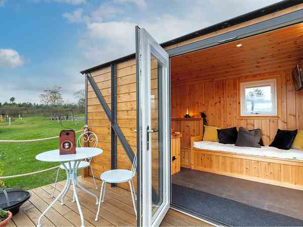 Railway Wagon shepherd's hut