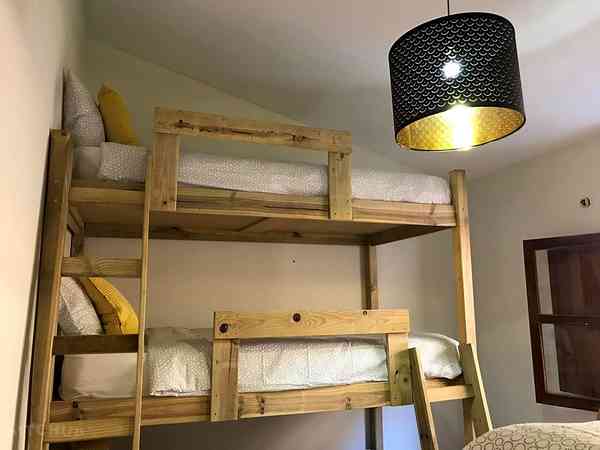 Maison avec dortoir Female only (5 personnes, à partager)