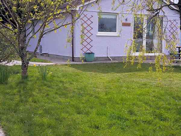 Walnut 2 bedroom cottage / chalet / bungalow