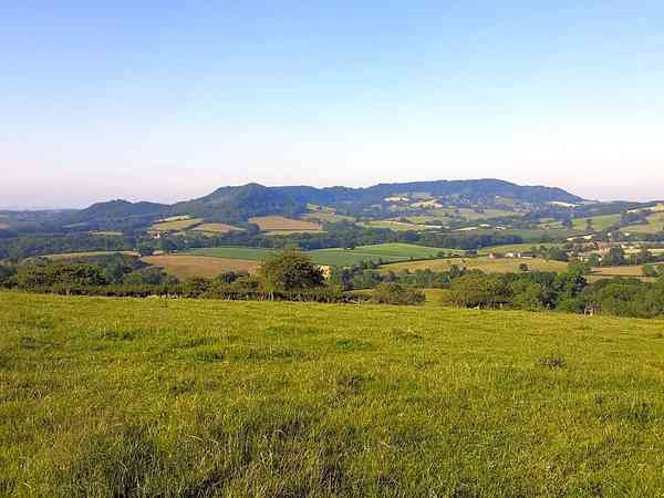 Non-electric grass tent pitch