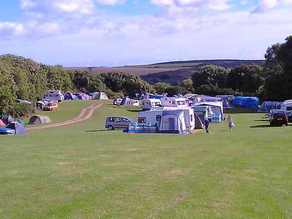 Non-electric grass touring pitch