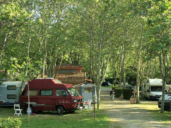 Electric optional gravel and sand pitch