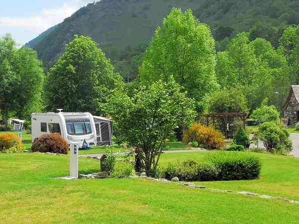 Tent and caravan pitches Tent and caravan pitches