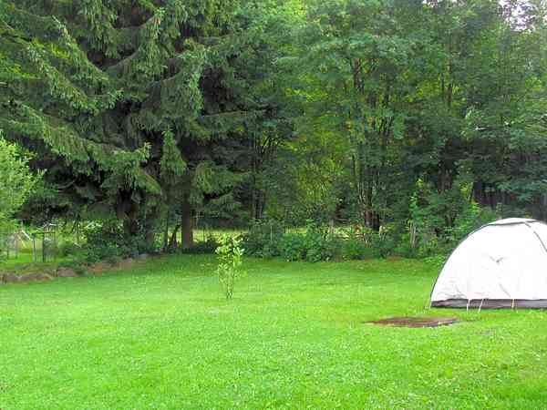 Emplacement pour tente sur herbe sans électricité