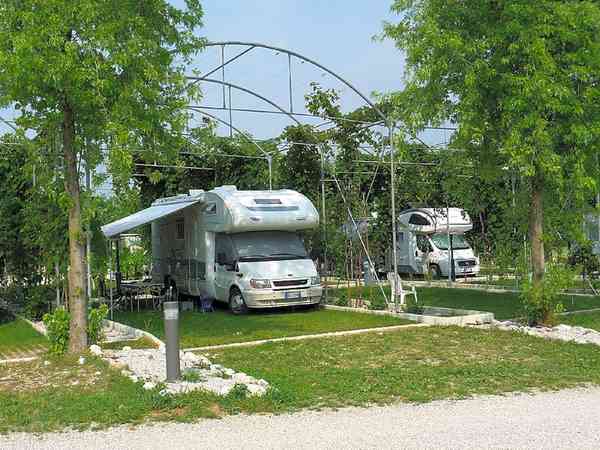 Emplacement avec électricité