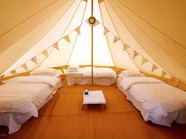Tente cloche (3 personnes)