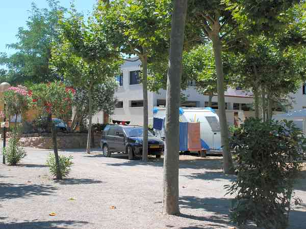Electric grass and earth tent, trailer tent or campervan pitch