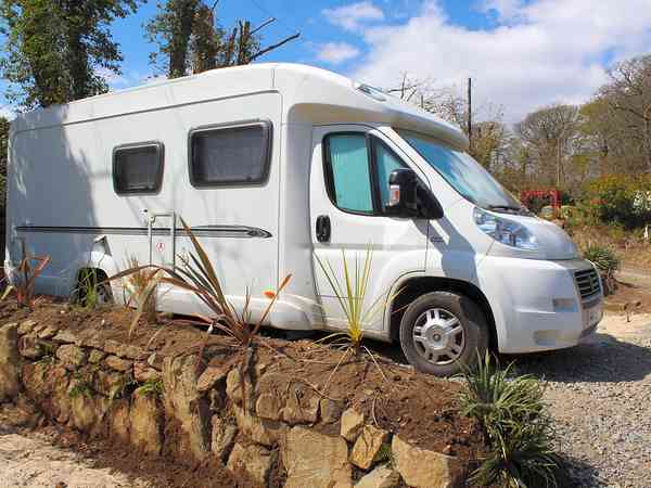 Fully-serviced gravel motorhome pitch