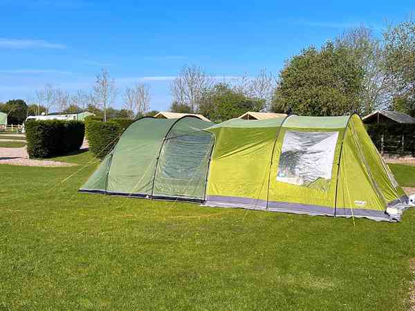 Powered grass site