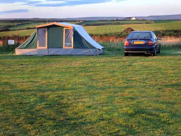 Non-electric grass pitch