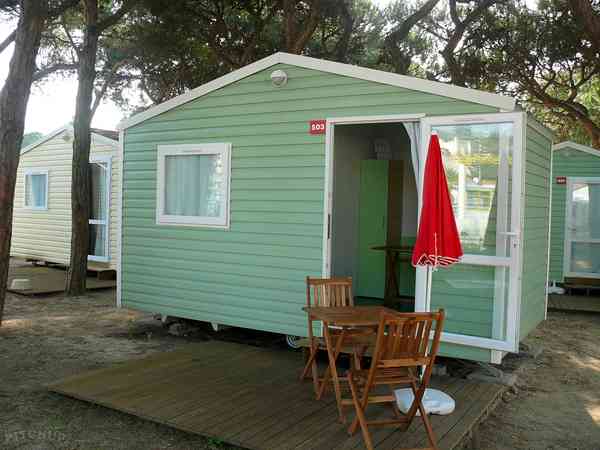 Domino 1 bedroom cabin