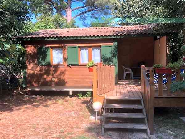 Chalet 2 chambres (4 personnes, air conditionné)