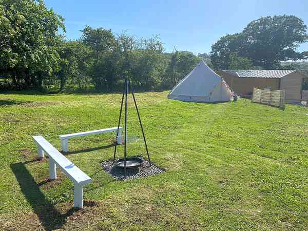Tenda piramidal