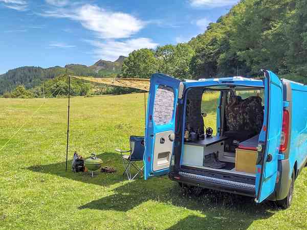 Field Lote para tenda ou autocaravana de grama sem eletricidade