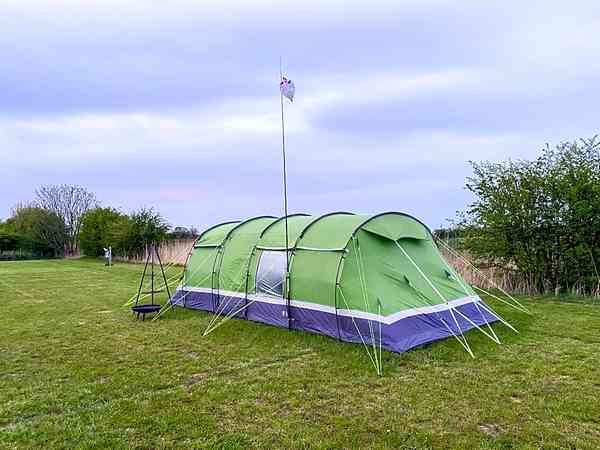 3 bedroom rental tent