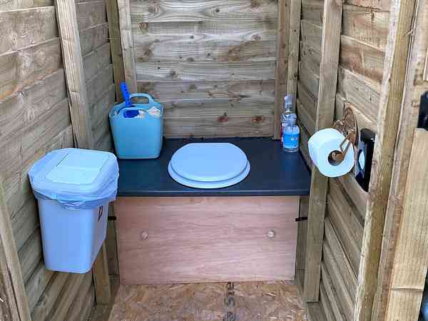 Electric grass and gravel tent or motorhome pitch