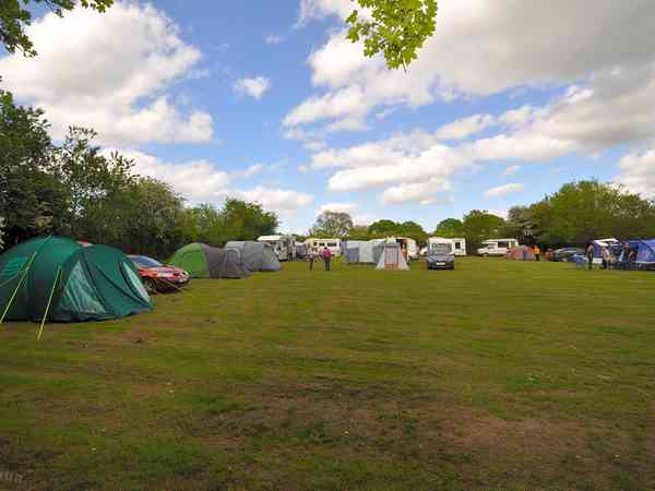 Non-electric grass tent or trailer tent pitch