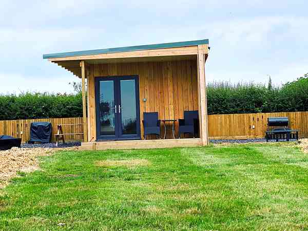 Cabin (2 adults and 2 children)