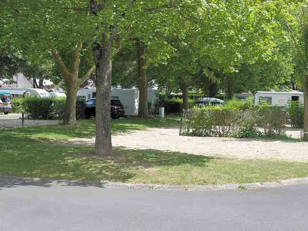 Electric grass pitch