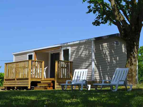 Cottage Double outside view Cottage Double outside view