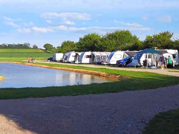 Lakeview fully serviced and hardstanding pitches Lakeview fully serviced and hardstanding pitches
