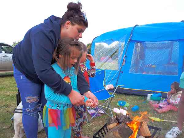 Camping Camping