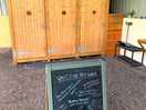 Info board and showers