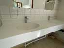 Wash basins