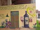 I murales sono stati disegnati individualmente e con amore.