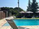 Tidy and clean pool.