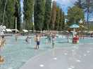 Splash pool