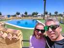 La piscina muy tranquila pero faltaría alguna amacas