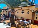 Terrasse avant . cote rue