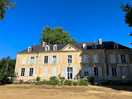 The front of the chateau