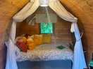 Cosy glamping pod