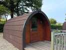 Hare pod