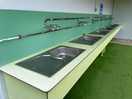 Dishwashing sinks