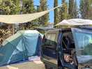 Buen campamento base para conocer la zona.