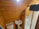Great sized bathroom