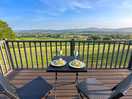 Table and chairs provided with excellent view