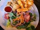 Halloumi fried and squid