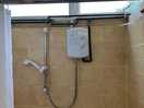 Ladies shower
